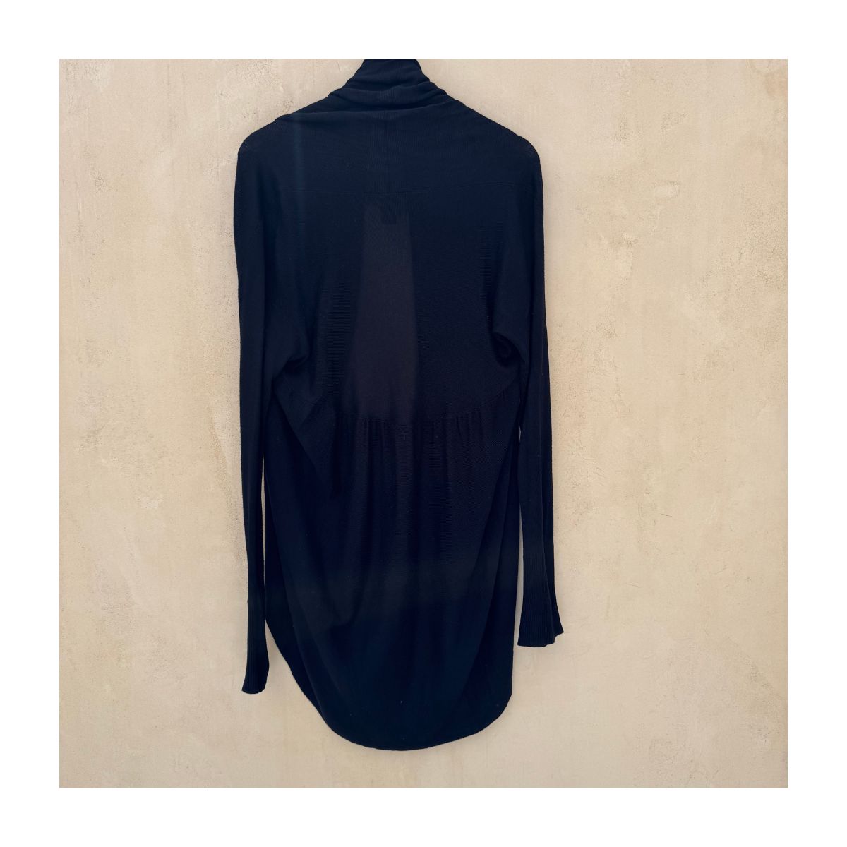 cardigan-negro-ligero-caida-fluida-white-house-black-market-xs-amelie-curaduria-3