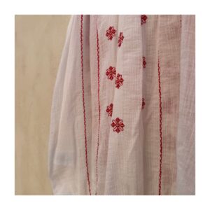 top-algodon-joie-bordado-xz-blancoconrojo-curaduriamelie-7