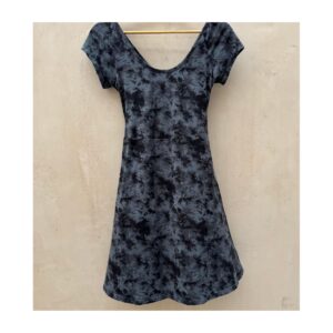 vestido-pact-algodon-organico-marmoleado-negro-espalda-descubierta-talla-s-2