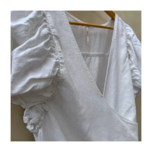 blusa-wrap-blanca-free-people-lino-mangas-volumen-amelie-verano-25-3