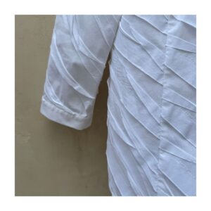 camisa blanca escultural lafayette 148 new york con textura diagonal y mangas entre tres cuartos y largas