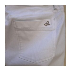 jeans blancos DL1961 modelo Cindy, corte bootcut, tono Milk, denim premium con tecnología 360 Comfort