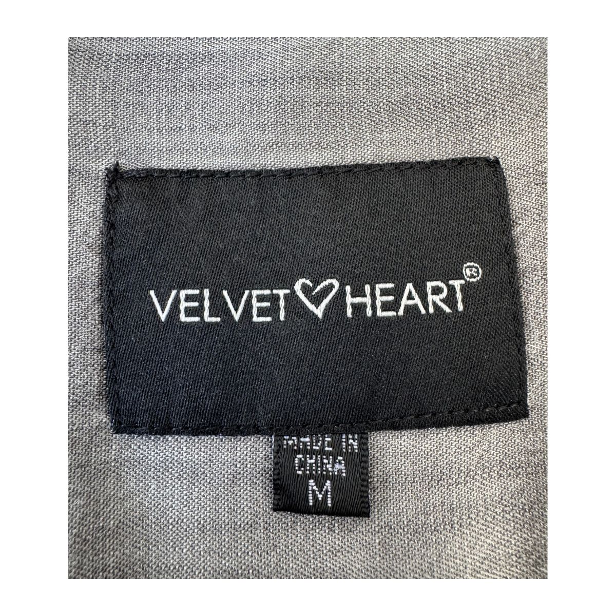 Romper de segunda mano utility gris vintage de Velvet Heart en 100 % Tencel, con cintura ajustable y fit relajado, talla M.ropa usada