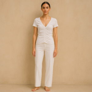 top blanco de algodón pima de segunda manocon fruncido central y escote en v, talla s, theory,ropa usada