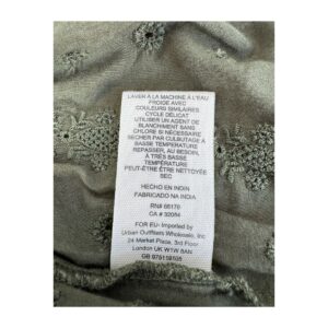 vestido bordado olive de Free People con volantes tiered y encaje gris, talla S. ropa usada de segunda mano