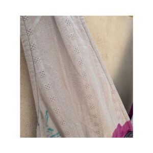 Vestido Free People con bordado gris y estampado floral tipo pincelada en algodón.