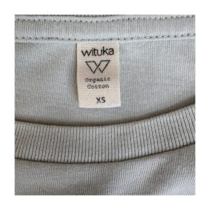 Camiseta Wituka algodón orgánico, color pistache pastel con estampado vintage VW T1. estilo retro