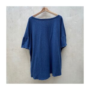 blusa de segunda mano curado por Amelie.100% algodón azul índigo free people estilo oversized con botones y escote en v