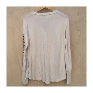 Camiseta blanca con bordado artesanal marca sundance, talla S. Estilo boho chic