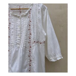Camisón vintage de korea del sur, blanco con bordado artesanal