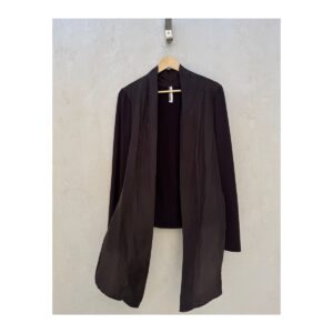 Cardigan minimalista en marrón chocotae talla S. Estilo old mony, lujo silencioso