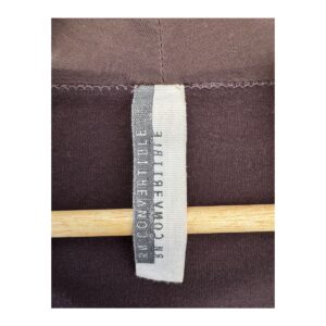Cardigan minimalista en marrón chocotae talla S. Estilo old mony, lujo silencioso