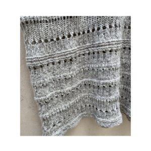 Chaleco Kinross punto artesanal en 100% algodón premium. Estilo coastal grandma