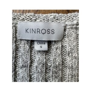 Chaleco Kinross punto artesanal en 100% algodón premium. Estilo coastal grandma