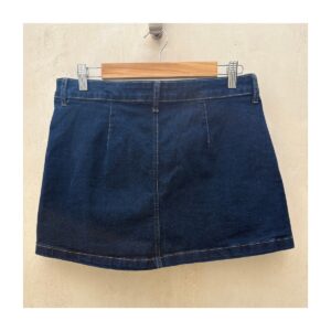 Falda mini en denim de Sincerly Jules con cierre frontal y corte A. Talla 30 y look urbano