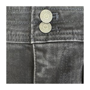 Falda mini Madewell en denim negro y talla 0. Con doble botón. estilo efortless chic