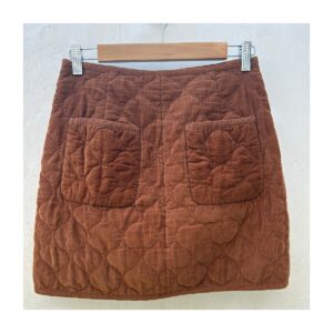 Quilted Corduroy Skirt. Falda tipo pana alcochada marca madewell en talla s color terracota. estilo boho chic