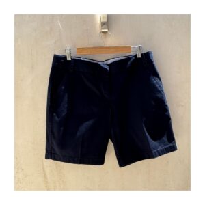 Shorts clásicos Chino de segunda mano marca J.Crew en color azul marino talla 10. stilo preppy ideales para verano. ropa usada en perfecto estado