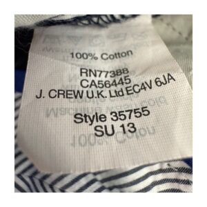 Shorts clásicos Chino de segunda mano marca J.Crew en color azul marino talla 10. stilo preppy ideales para verano. ropa usada en perfecto estado