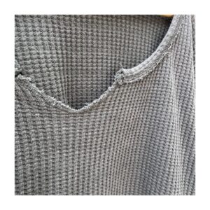pullover waffle oliva ceniza de segunda mano Altar’d State talla S. ropa usada curada por Amelie
