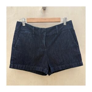 Short denim obscro 100% algodón de la marca Loft talla 30. Look urbano, streetwear