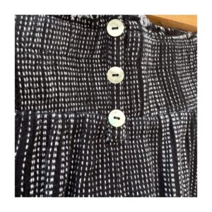 Shorts 100% algodón blanco con negro, talla M estilo dark academia marca Francesca's