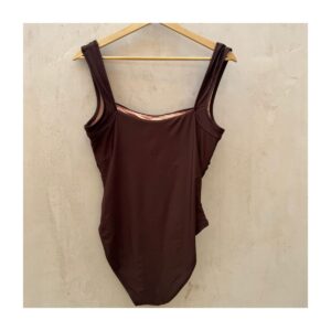 Traje de baño de segunda mano premium. Marca Jcrew, estilo minimalista color cafe. Preloved