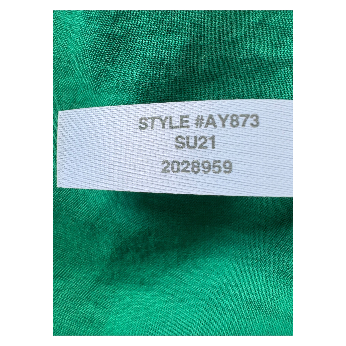 Vestido 100% algodón semi transparente en color verde botella. Talla 6 (S) ideal para verano y vacaciones. estilo preppy y minimalista