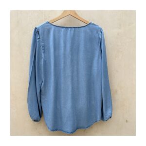 Blusa Lyocell azul LOFT en azul chambray y talla M. Estilo mediterráneo