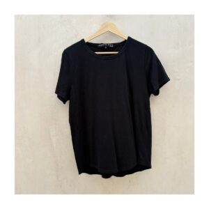 Tee algodón premium pima de Veronica Beard en talla L estilo old money ideal para armario capsula