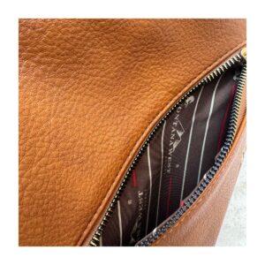 Bolsa hobo Montana West en color cognac y estilo western