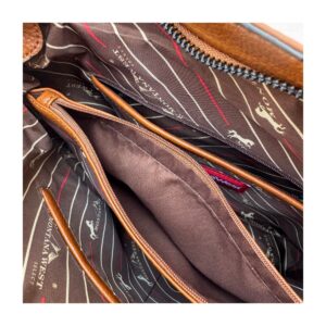 Bolsa hobo Montana West en color cognac y estilo western