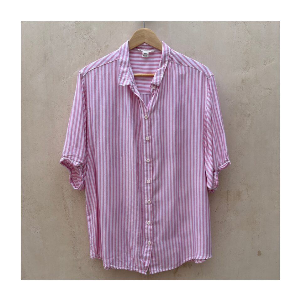 Camisa rayas en rosa y blanca con mezcla de lyocell en talla M, estilo cottagecore