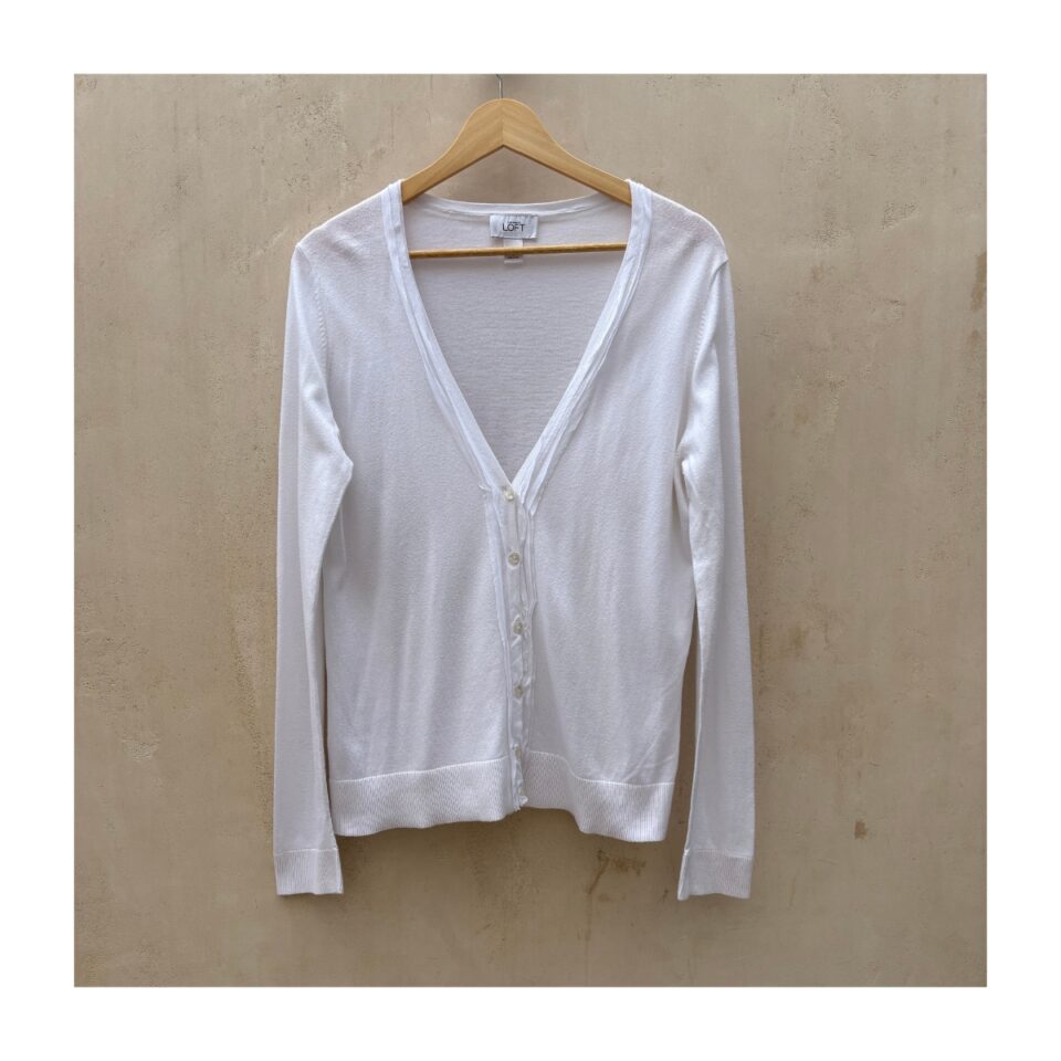 Cardigan blanco Loft algodón en talla L. Basico atemporal. Preppy style