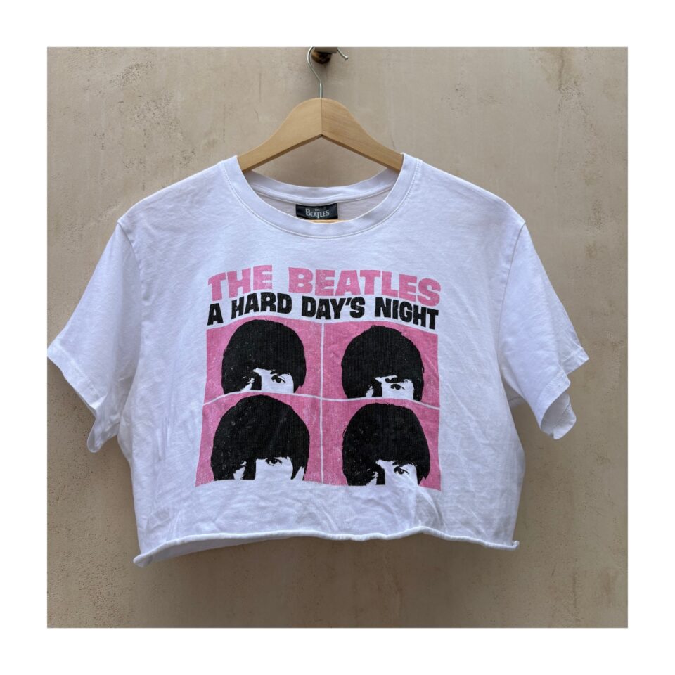 Cop top THE BEATLES marca cotton-on en algodón talla M y estilo retro