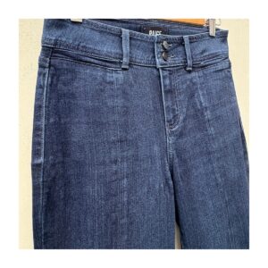 Jeans Paige Claudine Natalia con tiro alto y talla 26. Denim artesanal premium y estilo old money