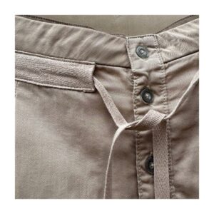 Falda plisada Lucy beige corta en Tencel. Talla S