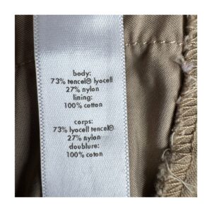 Falda plisada Lucy beige corta en Tencel. Talla S