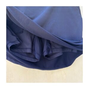 Alice Petal Hem Skort: Falda short de Peter Millar en talla M sporty luxury. Ideal para jugar pickleball, golf, paddle y tennis estilo athleisure