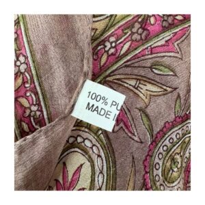 Foulard en 100% seda. Hecho en India, estilo romántico.