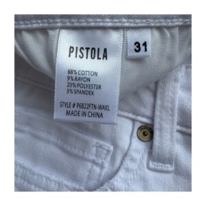 Jennifer Oslo de Pistola. high waist y skinny legs. Blancos con estilo urbano, talla 31 y nuevos con etiqueta