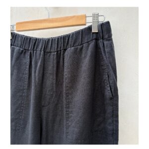 Pantalón de lino italiano negro en talla M. De Carolyn Donnellyn - The Edit y estilo coastal grandma