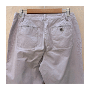 Pantalón workwear en gris perla de algodón, estilo minimal Tokio y talla M