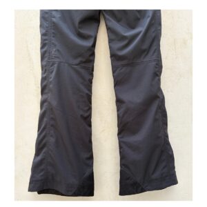 The North Face Thunderstruck: pantalón técnico negro para nieve en Talla M, soprty luxe y estilo athleisure