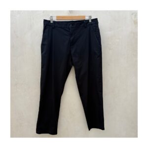 Lululemon Commission Pant Capri con tejido técnico y talla 34 estilo athleisure