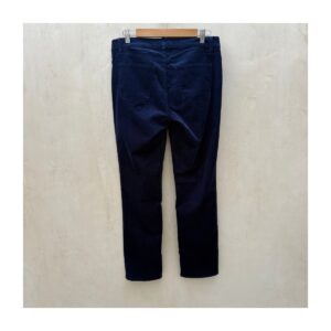Pantalón Flawless pana azul marino, talla 8 y marca Talbots. Estilo preppy y old money