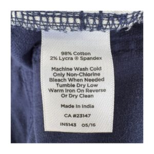 Pantalón Flawless pana azul marino, talla 8 y marca Talbots. Estilo preppy y old money