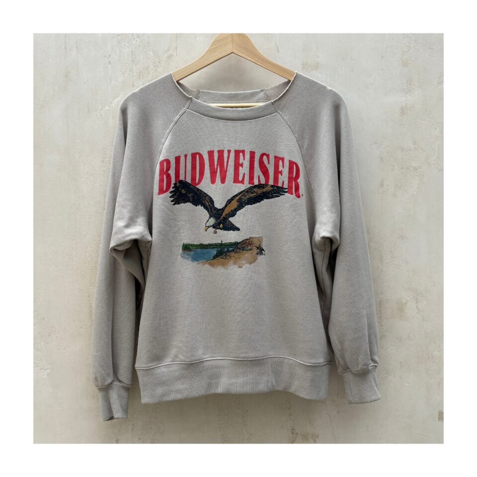 Pullover Budweiser águila americana beige piedra, talla XS estilo retro Y2K