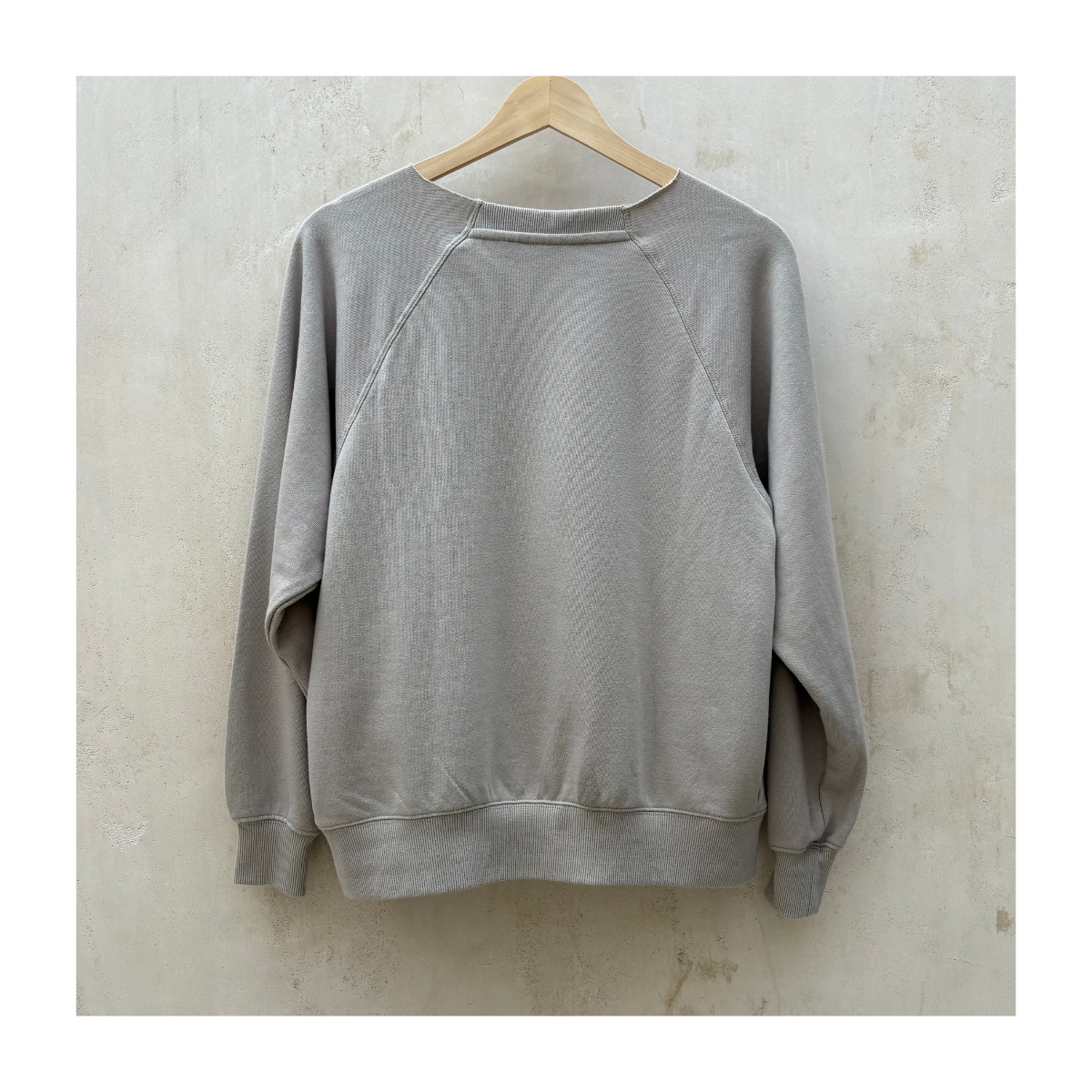 Pullover Budweiser águila americana beige piedra, talla XS estilo retro Y2K