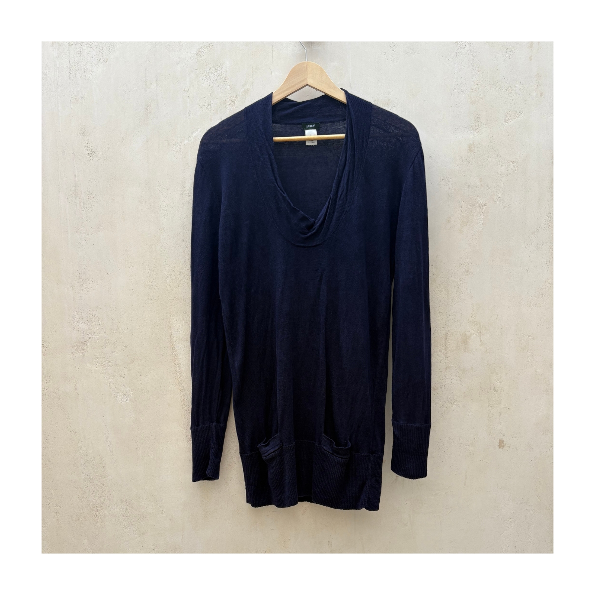 Pullover azul marino lino puro ideal para guardarropa cápsula de verano, marca JCrew talla S. estilo preppy